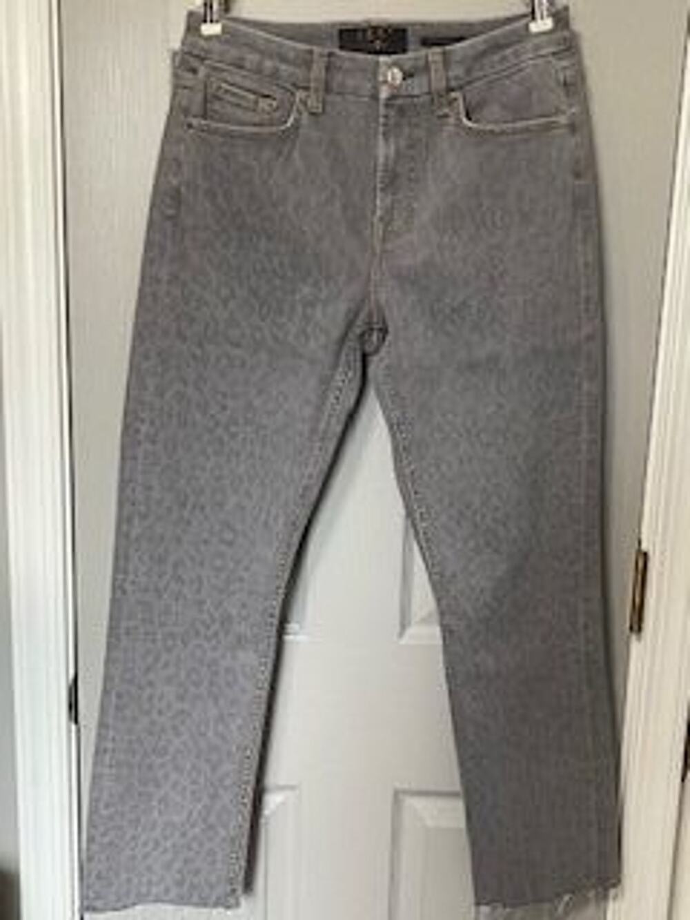 #B679 NWOT Jen7 by 7 for all Mankind ankle skinny light leopard print size 6